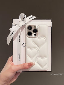 Luxurious Fashionable Metal Leather Phone Case for Apple 15ProMax iPhone 16 Small Fragrance Style Heart Print Full Lens Cover