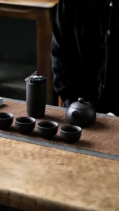 Bộ Bình Trà Gốm Có Túi Đựng Đi Du Lịch Tiện Lợi Kèm Khăn Lau