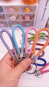 Satu Keluarga Gantungan Kunci Braided C1198 Keychain Tali Anyaman Multifungsi Motif Kepang