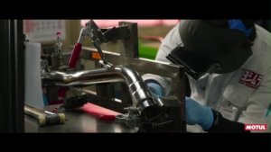 MOTUL 300V Racing / Off-Road 5W40 10W30 10W40 10W50 15W60 100% Synthetic with Ester Core Technology