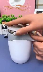 XIAOMI mixing cup Auto Stirring Mug Upgrade Self Stir Coffee Cup Office Use Cup Coffee Tea Milk Mixing Cawan Kacau Automatic 自动搅拌咖啡杯