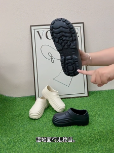 M-Class 881M EVA Anti-Slip Waterproof Work Shoes Lightweight Kitchen Chef Gardener Shoe Kasut Chef Anti-Gelincir 厨师鞋