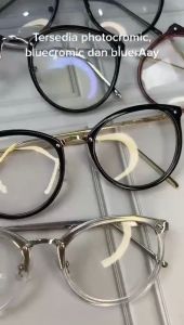 Promo Kacamata Photocromic FREE BOX DAN LAP OVAL titanium KOREAN NEW WANITA PRIA PHOTOCROMIC STYLE VINTAGE Terbaru