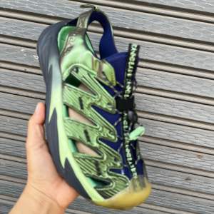 สินค้าพร้อมส่ง รองเท้าแตะHOKA รองเท้า ผู้หญิงแหละผู้ชาย สินค้ามีพร้อมส่ง💝
