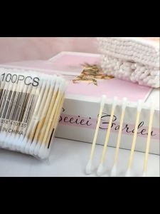 ราคาส่ง คอตตอนบัด 100 (แพ็คเดี่ยว) สำลีปั่นหูด้ามไม้ สำลีไม้ สำลีก้าน สำลีเช็ดเครื่องสำอาง Cotton Buds คัตตั้นบัดส์