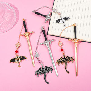 Creative Samurai Sword Reading Ornament Bookmark Retro Silver/Gold Metal Four Winged Dragon Hanging Ornament Bookmark.