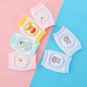 Miếng lót đầu gối dạng lưới cho bé đang tuổi tập bò đi chạy giúp chống sốc và bảo vệ bé yêu