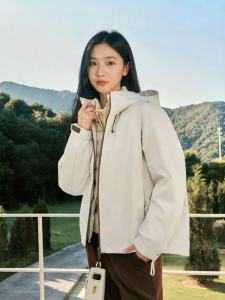 Semir | Women Winter Lightweight Windproof Water-repellent 90% Down Three-in-One Jacket