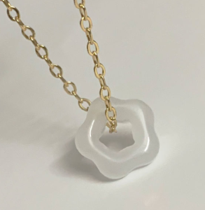 Synthetic Jade Plum Pendant Ladies Clavicle Chain Sub Hollow Delicate Ultra-Fine Necklace Retro Style Temperament Gift