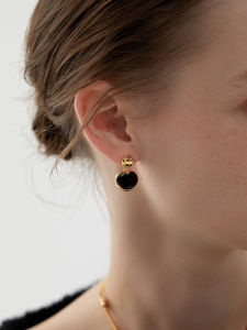 YANDAO | Black Onyx Heart Earrings