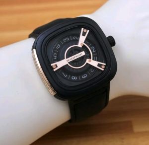 Jam Tangan Pria Seven Friday Bahan Kulit Sudah Termasuk Box
