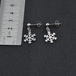 New Snowflake Womens Earrings Holeless Minimalist Design Titanium Steel Fashion Jewelry Fresh out Fresh Snowflake Earrings