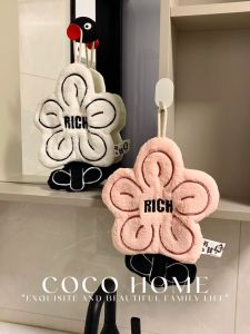Ins Flower Shape Hand Towels Quick-drying Hand Towel Cute Hanging Hand Towel for Kitchen Bathroom Handkerchief Home Supplies