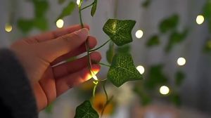 Dây Đèn Năng Lượng Mặt Trời Trang Trí Ngoài Trời 7M/12M/17M Vòng Hoa Dây Thường Xuân Nhân Tạo Hoa Giả Dùng Cho Sân Vườn Đám Cưới Giáng Sinh Trang Trí Hàng Rào