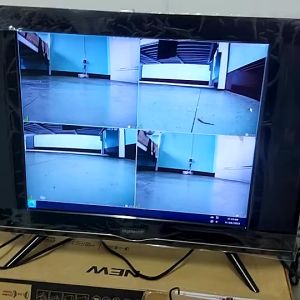 ชุดกล้องวงจรปิดไร้สาย ชุดกล้องวงจรปิด 3mp 4CH CCTV KIT wifi รุ่น 4กล้อง ดูผ่านมือถืกต่อสายเลน wifi kit แจ้งเตือนมือถือ ดูกล้องผ่านแอพได้