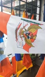 Umbul-umbul warna warni Bendera umbul-umbul Garuda merah putih Indonesia