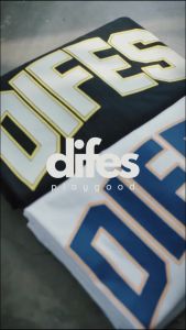 Kaos Pria Premium: Bahan Berkualitas & Stylish