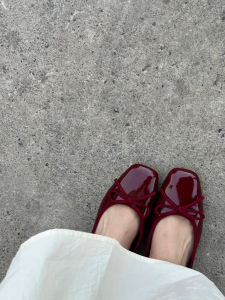 Elegant Red Wine Color Plain Shoes Womens Fashionable Ballet Flats Spring Autumn Painted Leather Flat Bottom Butterfly Knot