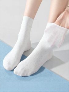 Secret World | Breathable Cooling Antibacterial Deodorizing Womens Mid-Calf Socks
