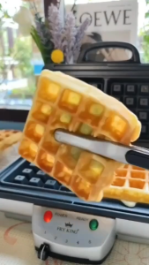 เครื่องทำวาฟเฟิลสี่เหลี่ยม Fry king รุ่น FR-C23 เคลือบแผ่น Non-Stick ปรับไฟได้ 7 ระดับ มอก.1641-2552