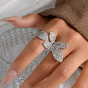 Nhẫn Nữ Thời Trang Mạ Bạc Hình Bướm Hoa Đính Đá Zirconia Phụ Kiện Sang Trọng Hợp Xu Hướng Cho Mọi Dịp