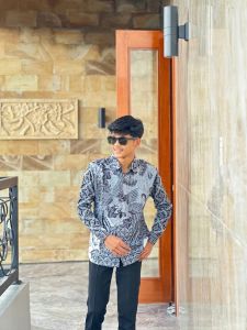 KEMEJA PREMIUM GANESHA BATIK FLORIST