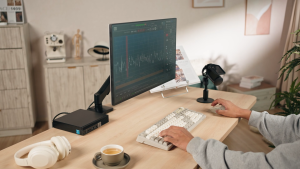 *CLEARANCE* Flight™ Single Ergofly Monitor Arm Monitor Mount Come With 1 x USB 1 x USB C. 3 years Local Warranty. Support Up To 9kg Monitor