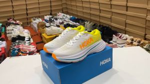 รองเท้าวิ่ง Ho**ka One One Bondi X สีขาวเหลือง สำหรับผู้ชายและผู้หญิง สินค้าส่งจากไทย