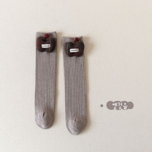 ถุงเท้าผู้หญิง ถุงเท้าผู้หญิงฤดูใบไม้ร่วงและฤดูหนาว ถุงเท้าผู้หญิงยาวถึงเข่า ถุงเท้าผู้หญิงแบบคริสต์มาส ถุงเท้าผู้หญิงแบบครึ่งแข้ง ถุงเท้าผู้หญิงแบบหนา