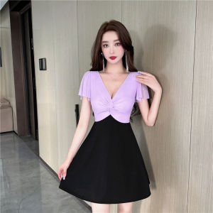 ชุดเดรสแขนกุดคอวีเซ็กซี่สำหรับฤดูร้อนปี 2025 ชุดทำงานอบไวนิลสำหรับผู้หญิง กระโปรงสั้นเอวสูง กระโปรงสั้นทรงเอ