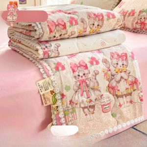 ผ้าห่มฤดูร้อน Lolita Double Layer Washable Air Conditioning Quilt ผ้าฝ้ายโพลีเอสเตอร์ระบายอากาศได้ดี พิมพ์ลายดอกไม้ สีพื้น