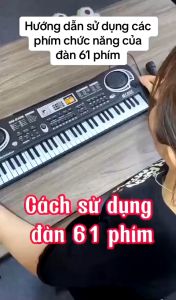 Đàn Piano 61 Phím + Tặng Kèm Sạc Và Mic Cho Bé Học đàn - Hàng Cao Cấp Bàn phím đa chức năng: Bàn phím trẻ em là 61 phím điều khiển âm lượng/nhịp độ 8 bộ gõ 6 bản demo 10 nhịp điệu 16 âm chức năng ghi và phát và chức năng chương trình