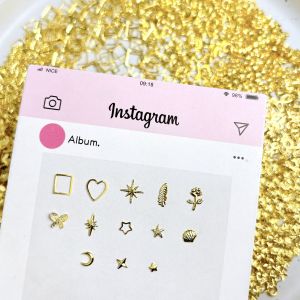 ชุดตกแต่งเล็บลายขนนก ดาว ไม้กางเขน 50 ชิ้น หลากหลายสไตล์ ตกแต่งเล็บด้วยโรส ผีเสื้อ และเกล็ดเล็กๆ สำหรับ DIY