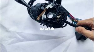 Saklar Switch Lampu Sein Kombinasi Mitsubishi PS120 135 MB302736 - 2062