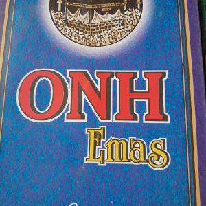 SONGKOK ONH EMAS HITAM POLOS SUSUN / TINGKAT