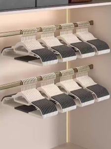 50Pcs Hanger Non Slip Drying Laundry Clothes Hanger Heavy Duty for Coats Jacket Suit Shirt Closet Organizer