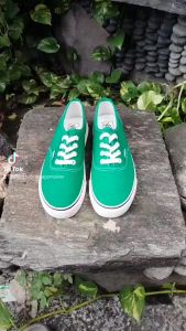 Korean Low Top Canvas Shoes: A Stylish Choice for Comfortable Casual Footwear