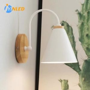 JOYINLED Wooden Nordic Industrial Wall Light Industrial Indoor LED Lighting Bedside Bedroom Lamp Sconce Wall Light Fixture Decor