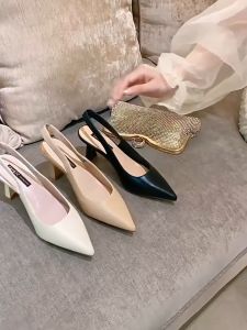 รองเท้าผู้หญิง รองเท้าส้นสูง รองเท้าหัวแหลม รองเท้าส้นสูงสีทึบ หนังนิ่ม สูง2-3นิ้ว ไซส์ 36-42 รูปร่างสง่างาม ใส่ทำงาน ใส่เที่ยว