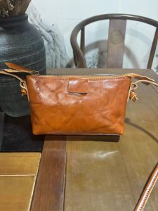 New Fashionable Vintage Top Layer Tanned Cowhide Dumpling Bag Versatile Ladies Genuine Leather Handbag Mobile Phone Bag