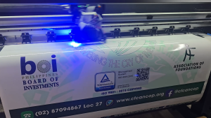 UV PRINT REFLECTIVE VINYL Sticker ROLL TO ROLL label Logo Souvenirs Customized Quality Sticker Machine KISS CUT