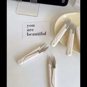 U-Shaped Household Small Scissors with Round Head and Cover Spring Sewn Handmade Scissors Made of Stainless Steel