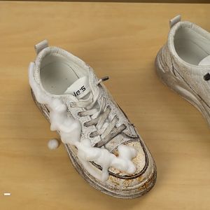 Foam Pembersih Sepatu Putih Tanpa dibilas White Shoes Cleaner