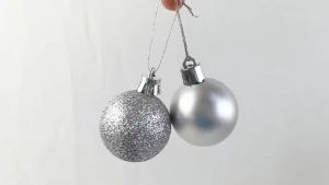 24pcs 6CM Christmas Balls Ornaments for Xmas Christmas Tree Shatterproof Large Hanging Ball Christmas tree for Christmas Holiday Wedding Party Decor