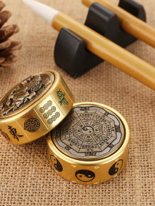 Bronze Double-Faced Rotating Handle Tai Chi Dual Fish Finger Top Fun Stress Relief Toy Creative Desktop Decorations for Friends