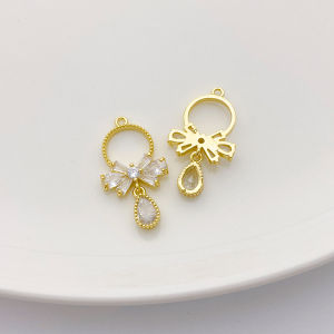 Gold-plated CZ Flower Snowflake Pendant Charm