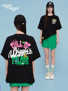 Wiggle Wiggle | Lettered Contrast Classic Round-Neck Short-Sleeved T-Shirt