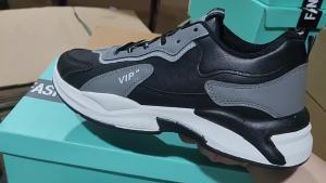 Korean Men's Running Shoes & Elevating Comfort