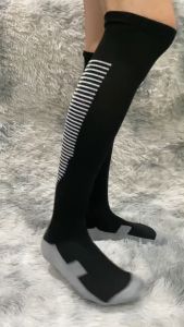 ถุงเท้ากีฬาสไตล์ยุโรป ถุงเท้าฟุตบอล สวมใส่กระชับ ยืดหยุ่นดีมาก ระบายอากาศ 02-F6