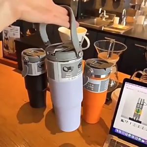 Sanmu แก้วเก็บความเย็น 900ML รุ่นมีหูหิ้ว เย็น304 - สแตนเลส พร้อมหลอด